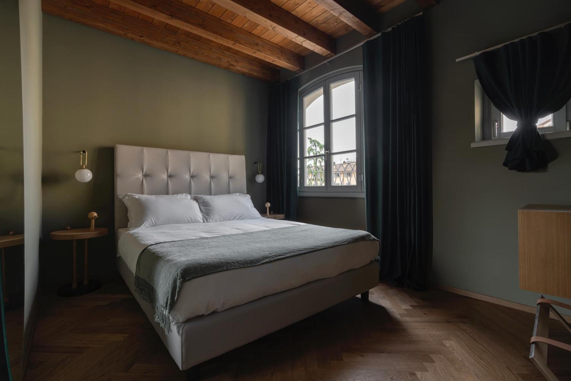Rego Apartments - Boutique Aparthotel & Serenity Spa With Some Off-Site Apartments In The Heart Of Bergamo City Center Exterior photo