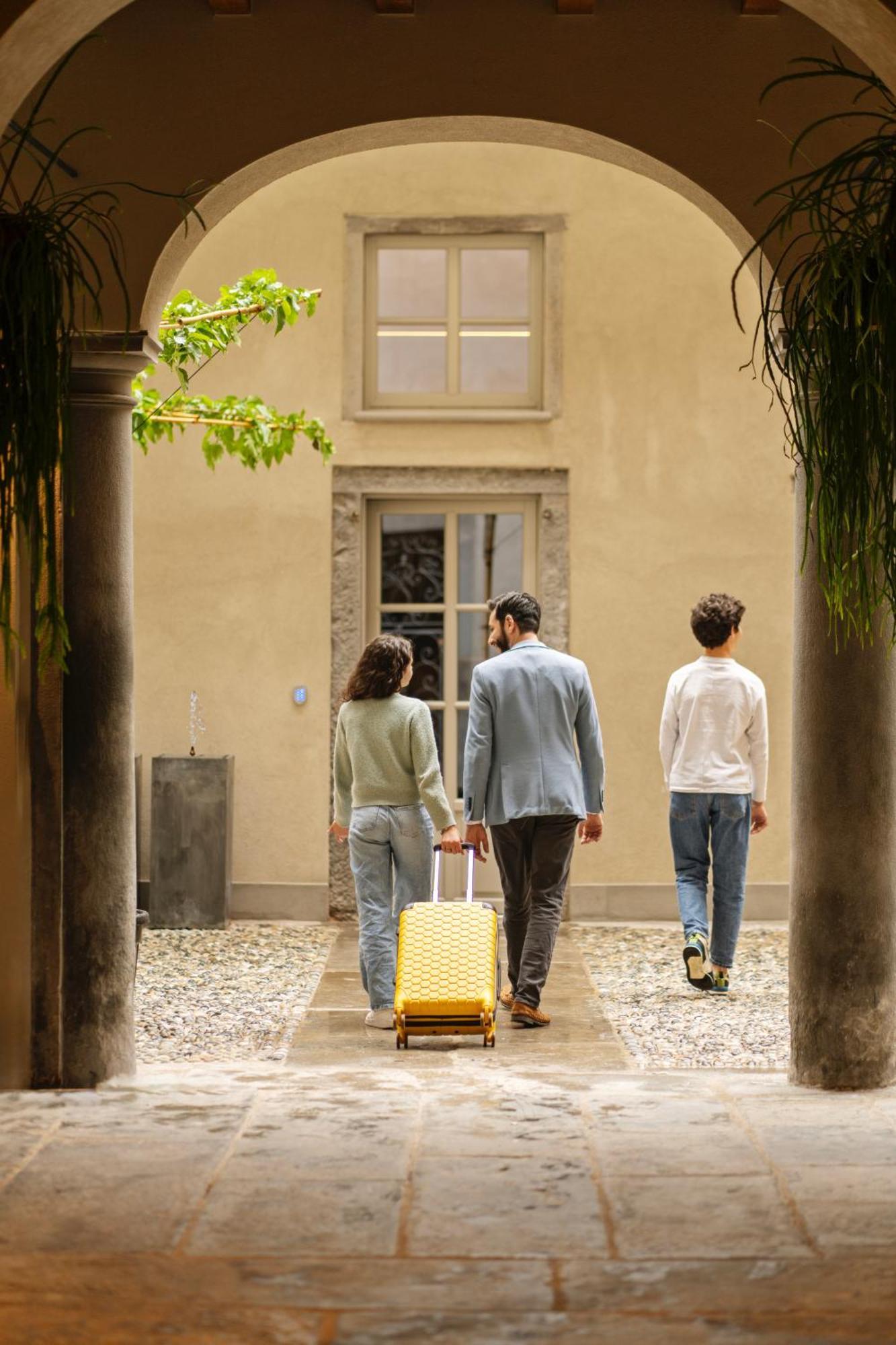Rego Apartments - Boutique Aparthotel & Serenity Spa With Some Off-Site Apartments In The Heart Of Bergamo City Center Exterior photo